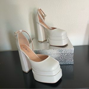 White platform heels size 9